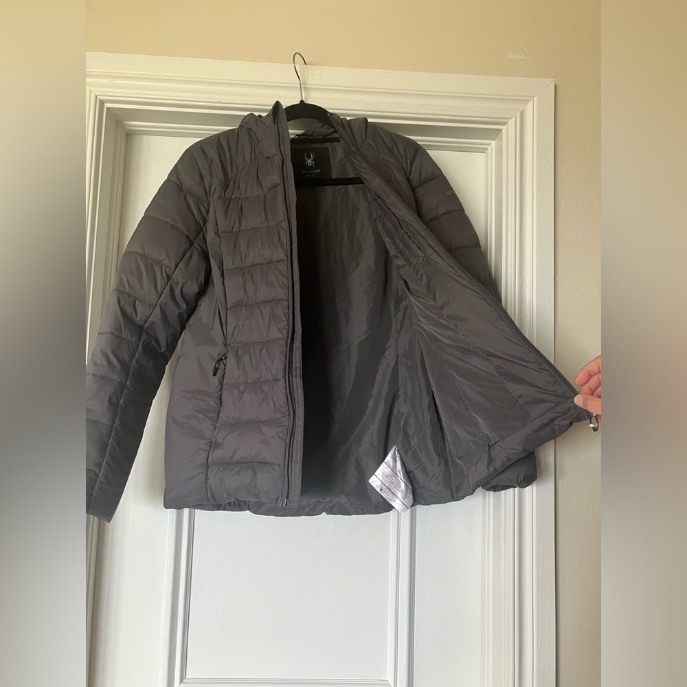 Spyder Women’s Size Medium Clara Short Quilted Puffer Winter Coat Jacket Gray - Picture 7 of 8